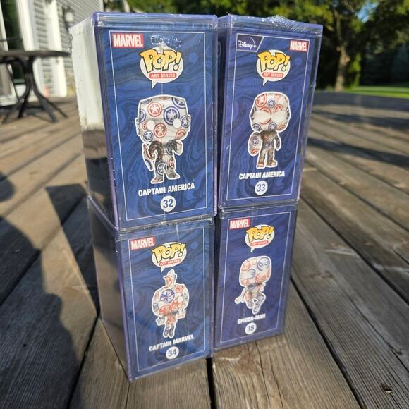 Funko POP "Artist Series Marvel Patriotic Age Art" Lot - Picture 4 of 4